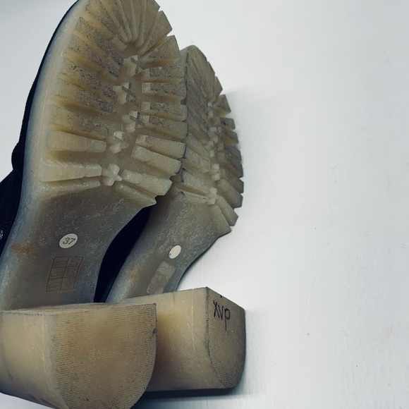 Free People  Heeled Boots in black size 37 US 7 Ankle boots - Picture 5 of 8